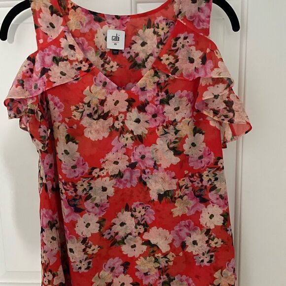 CAbi Lush Cold Shoulder Ruffle Blouse #5352 Size XS - Picture 5 of 6